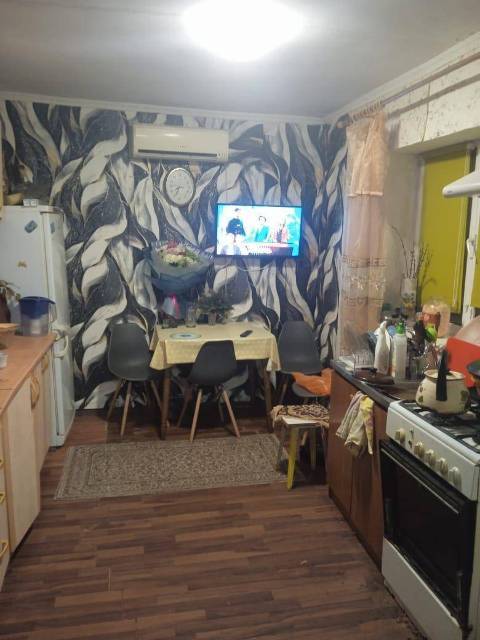 Дом 282,6 кв.м, здание 48,9 кв.м. и земельный участок 525 +/-1 кв.м. в Севастополе - Изображение 2