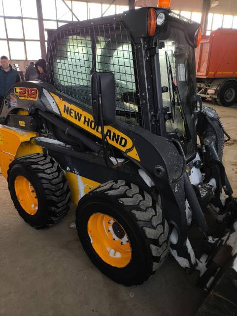 Мини погрузчик NEW HOLLAND L218, 2016 года - Изображение 4