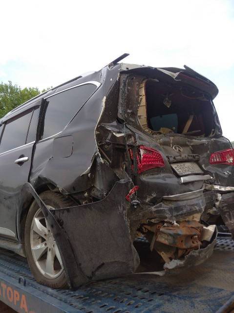 Infiniti QX56, 2012 года, 405 лс, 100000 км, полный привод, АКПП - Изображение 3