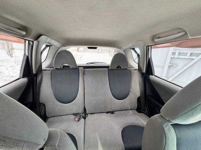 Honda Fit, 2004 года, 86 лс, 214620 км, АКПП - Изображение 7