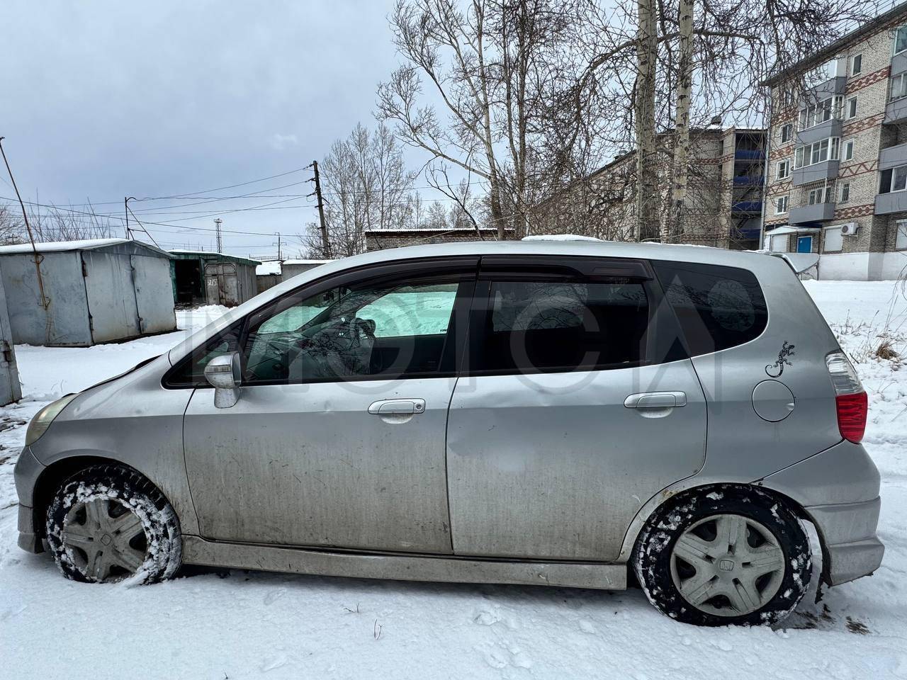 Honda Fit, 2004 года, 86 лс, 214620 км, АКПП - Изображение 1