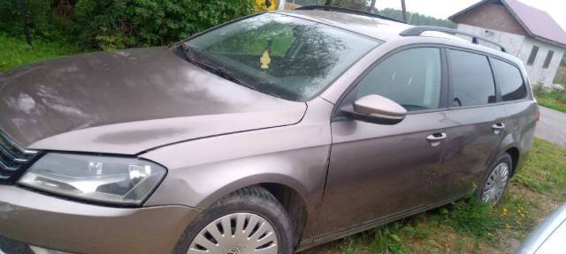 Volkswagen Passat, 2011 года, 122 лс, 235000 км - Изображение 2