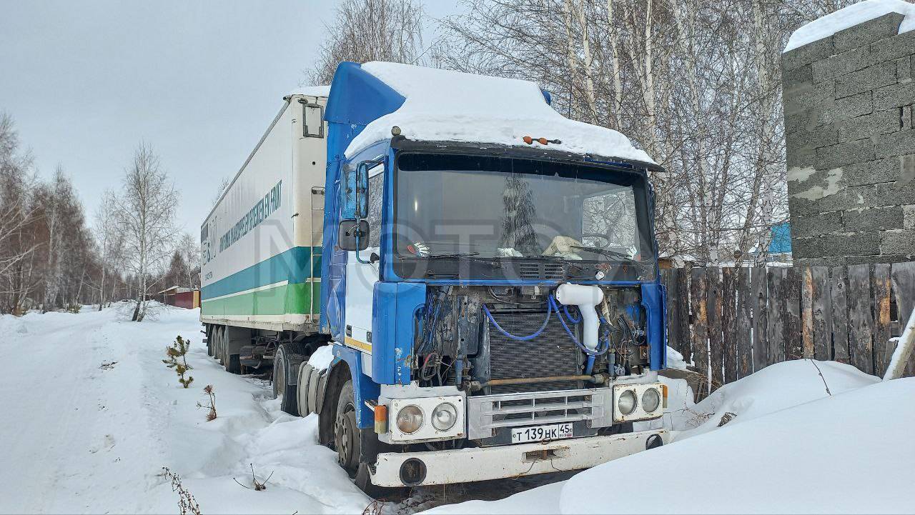 Грузовой (седельный тягач) автомобиль VOLVO F12, 1988 года - Изображение 1