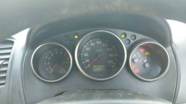 Nissan Wingroad, 2002 года, 105 лс, 434748 км, АКПП - Изображение 4