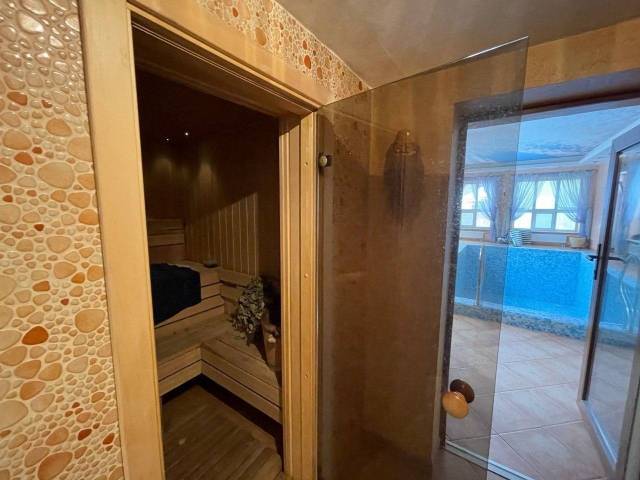 Дом 403,3 кв.м, здание 110,5 кв.м и земельный участок 2 500 кв.м  в Московской обл. - Изображение 6
