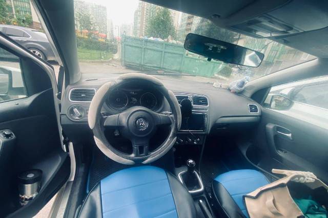 Volkswagen Polo, 2013 года, 85 лс, 220 000 км - Изображение 6