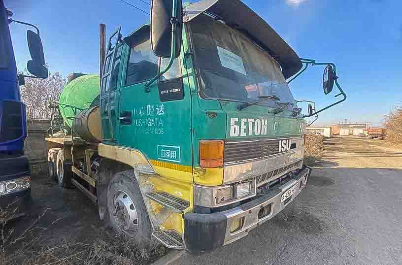 Автомобиль-бетоносмеситель Isuzu V340, 1994г. - Изображение 1