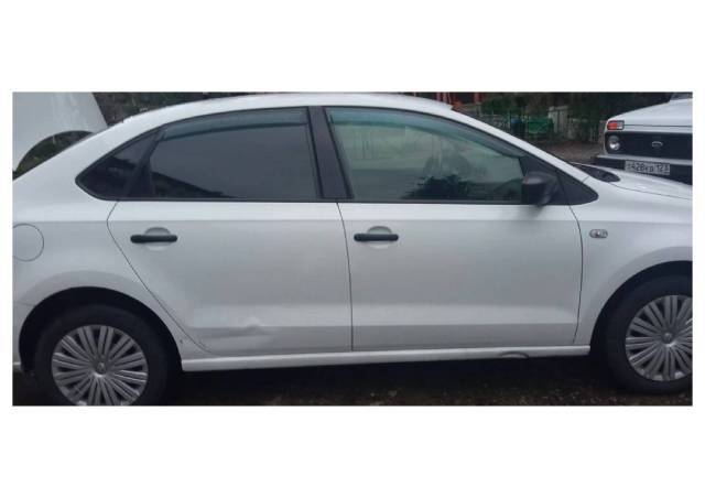 Volkswagen Polo, 2015 года, 110 лс, 350010 км, АКПП - Изображение 3