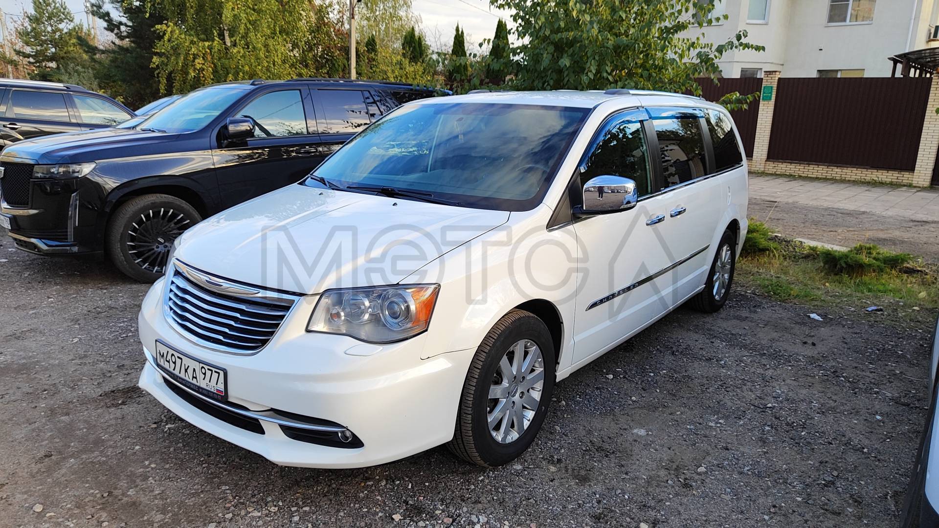 Chrysler Voyager, 2011 года, 283 лс, 246070 км - Изображение 1