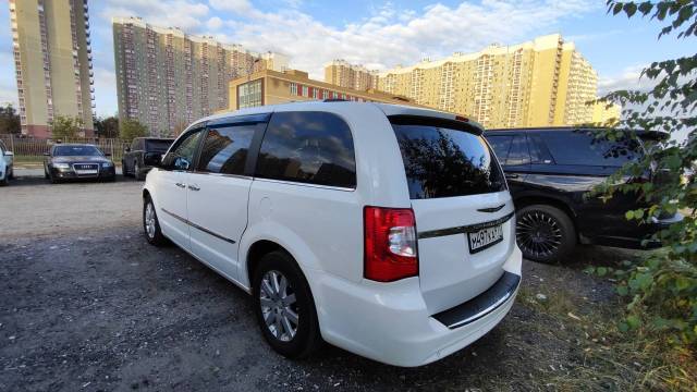 Chrysler Voyager, 2011 года, 283 лс, 246070 км - Изображение 5