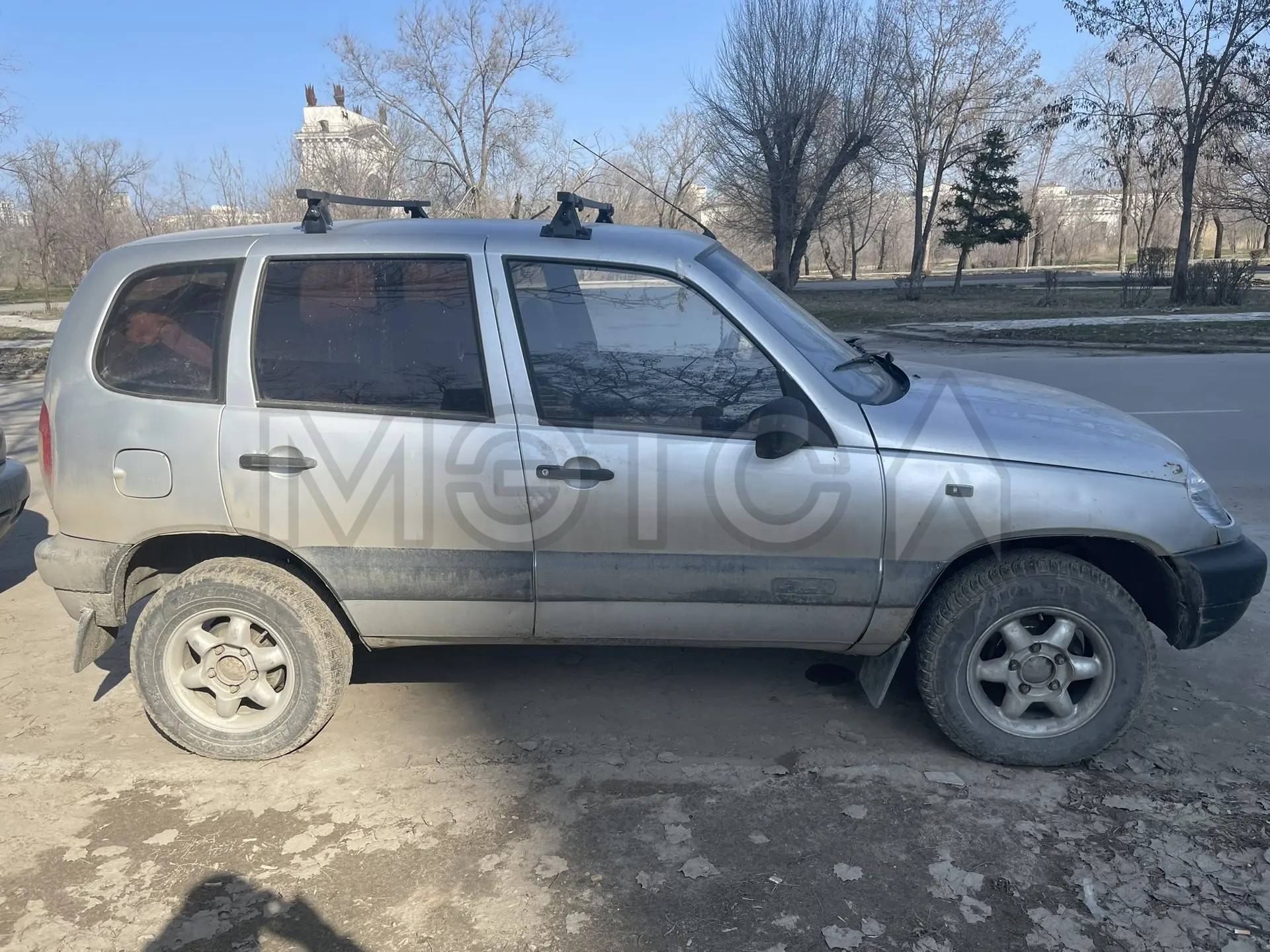 Chevrolet Niva, 2005 года, 80 лс, 263700 км, полный привод - Изображение 1