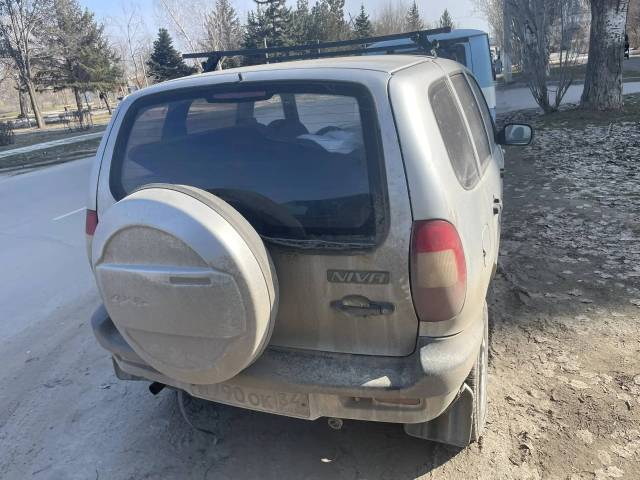 Chevrolet Niva, 2005 года, 80 лс, 263700 км, полный привод - Изображение 4
