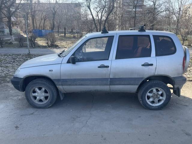 Chevrolet Niva, 2005 года, 80 лс, 263700 км, полный привод - Изображение 3