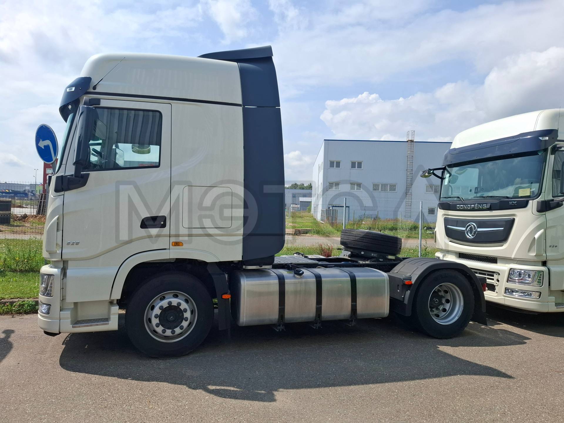 Седельный тягач Dongfeng KX 4x2, 2023 года - Изображение 1