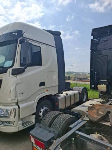 Седельный тягач Dongfeng KX 4x2, 2023 года - Изображение 2