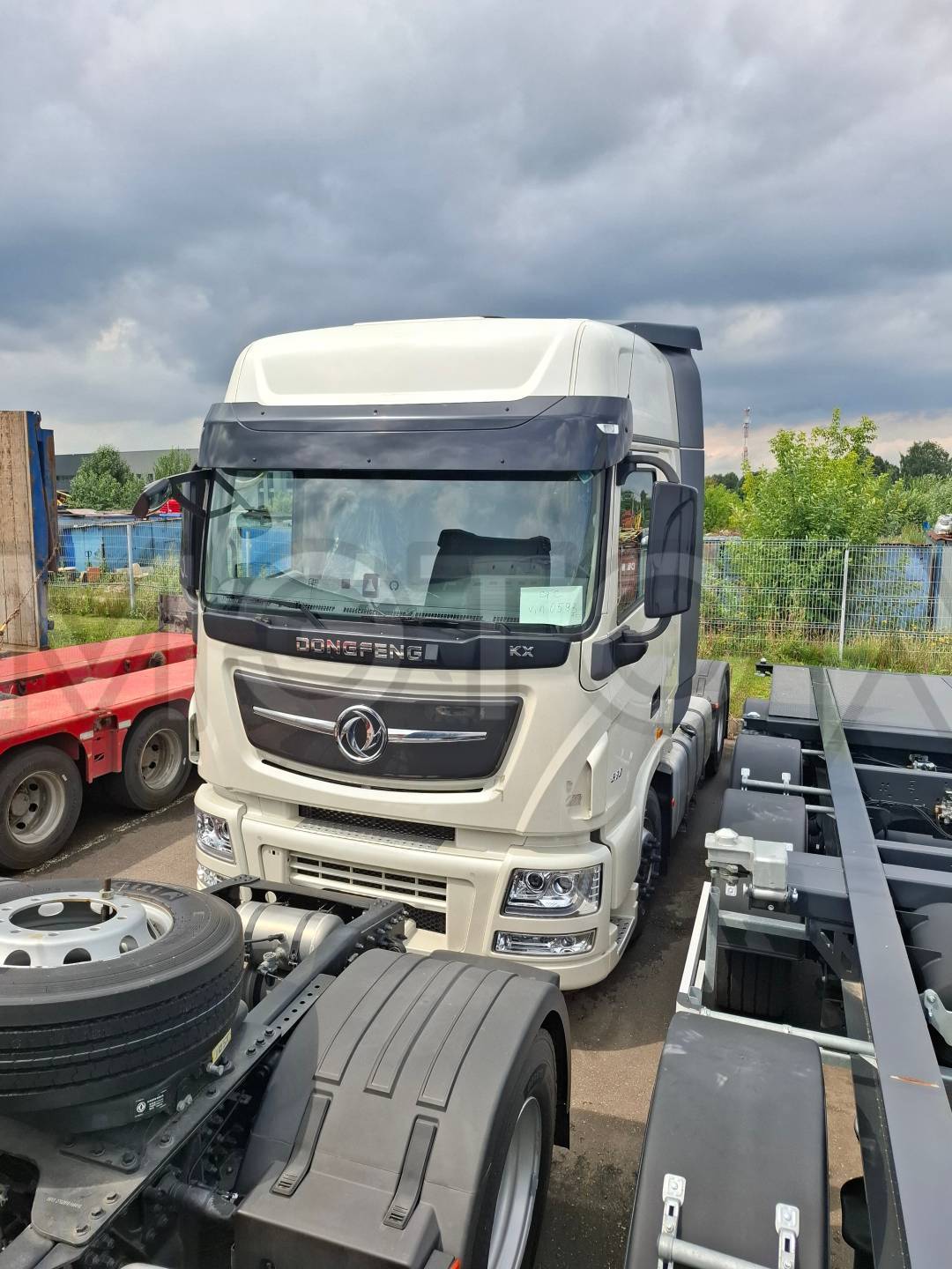 Седельный тягач Dongfeng GX 4x2, 2023 года - Изображение 1
