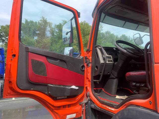 Грузовой тягач седельный Volvo FM TRUCK 6X4, 2016 года - Изображение 9