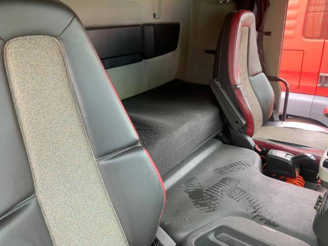 Грузовой тягач седельный Volvo FM TRUCK 6X4, 2016 года - Изображение 7