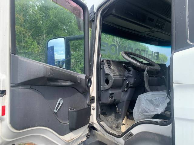 Грузовой тягач седельный SCANIA P114 GA4X2NA 340, 2007 года - Изображение 4