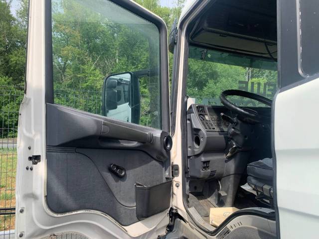 Грузовой тягач седельный SCANIA P114 GA4X2NA 340, 2007 года - Изображение 13