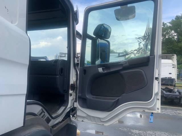 Грузовой тягач седельный Scania P400 CA6X4HSZ, 2014 года - Изображение 7