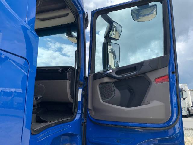 Грузовой тягач седельный SCANIA R4X200 ADR FL, 2020 года - Изображение 4