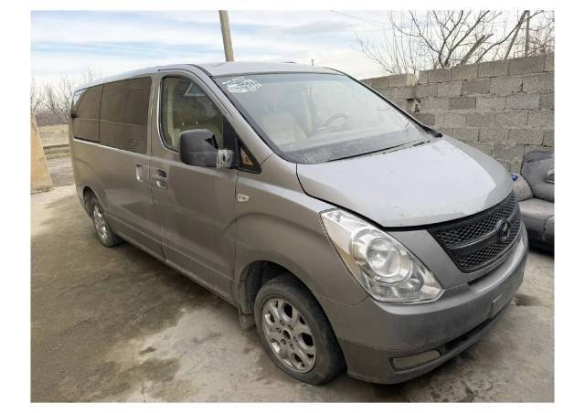 Hyundai Grand Starex, 2012 года, 145 лс - Изображение 3