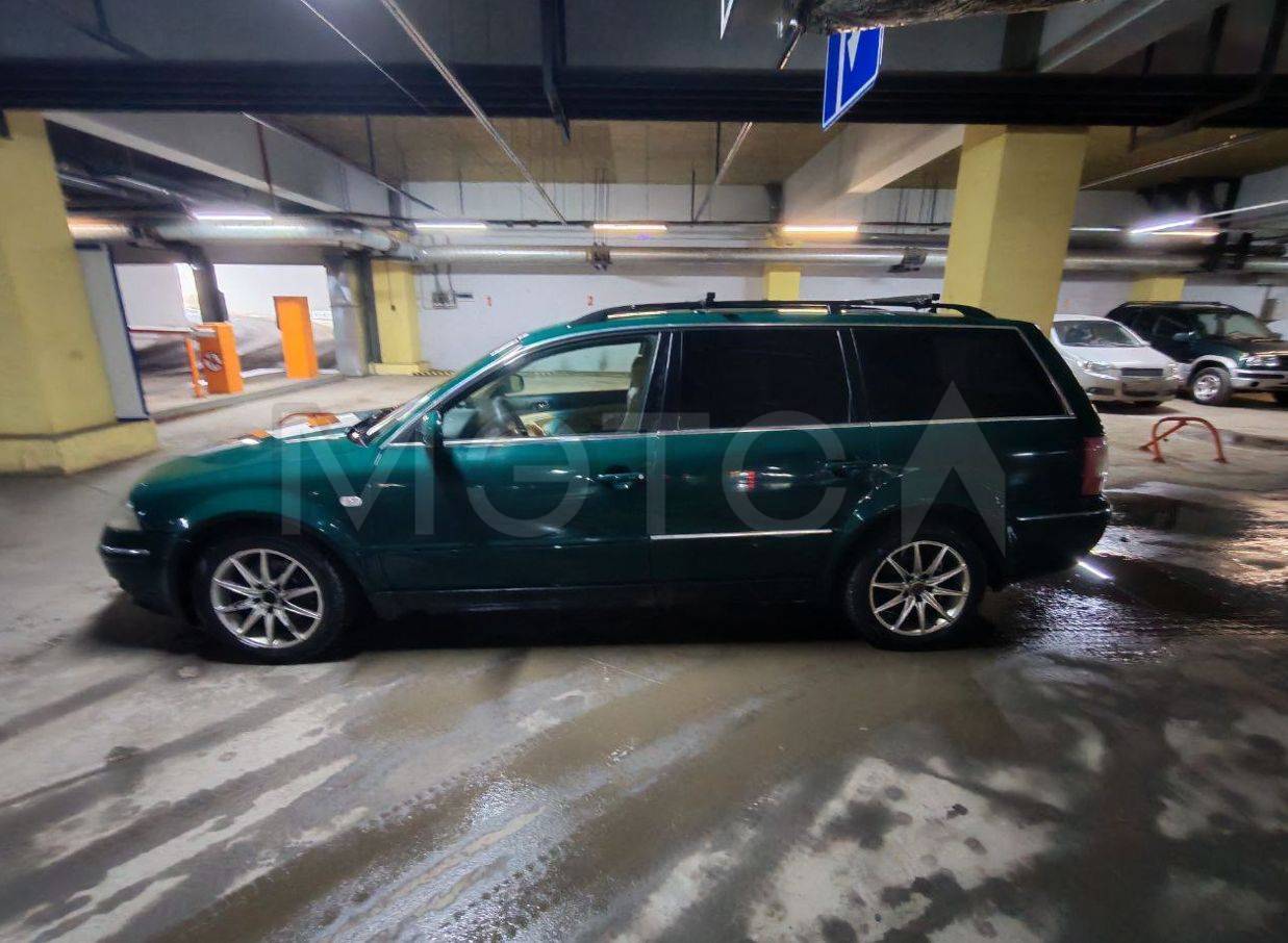 Volkswagen Passat, 2002 года, 150 лс, 125000 км, АКПП - Изображение 1