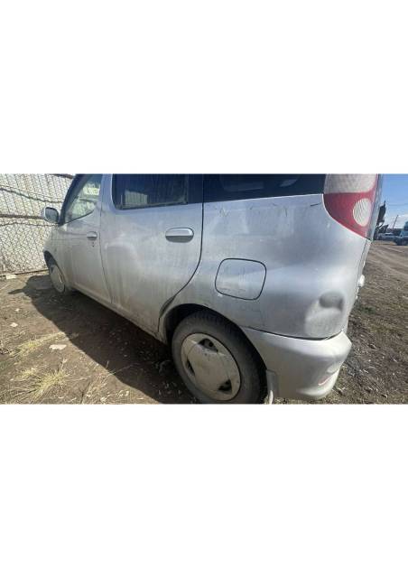 Toyota FunCargo, 2001 года, 88 лс, АКПП - Изображение 4