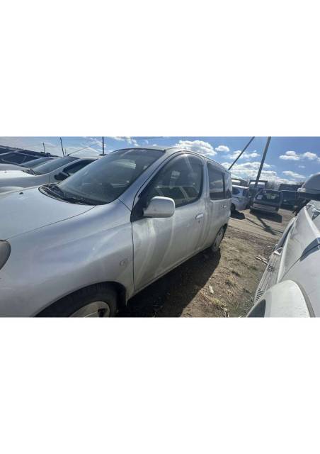 Toyota FunCargo, 2001 года, 88 лс, АКПП - Изображение 2