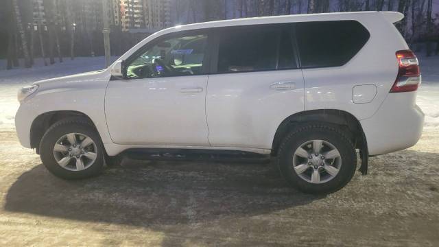 Toyota Land Cruiser, 2014 года, 131 лс, 123818 км, полный привод, АКПП - Изображение 3