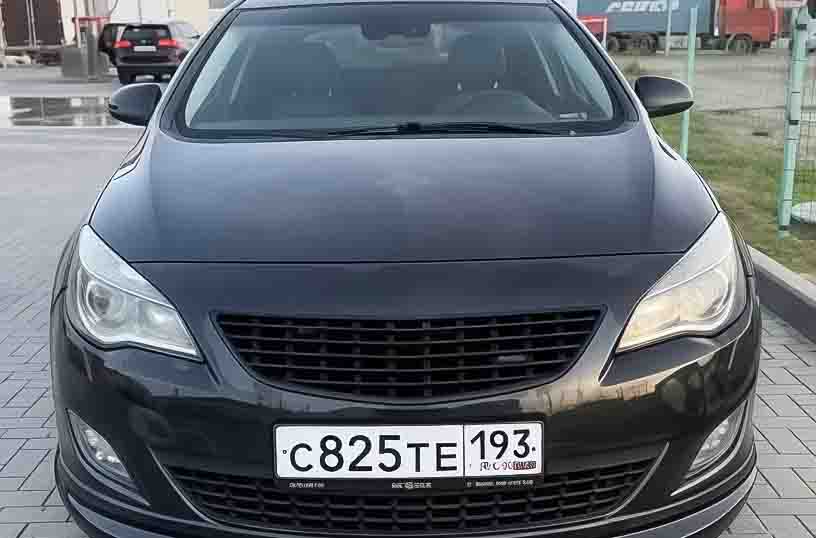 Opel Astra, АКПП, 2012г. - Изображение 1
