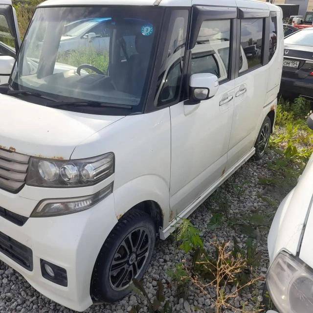 Honda N-BOX, 2013 года, 58 лс, 200000 км, полный привод, АКПП - Изображение 4