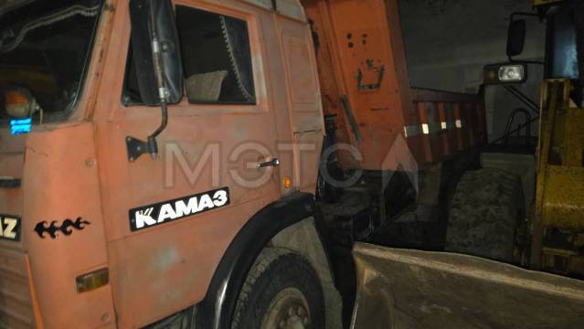 Специализированный автомобиль КАМАЗ-6921 ТВ ДМК-40-02; Снегоочиститель СНФ-200; Фреза - Изображение 1