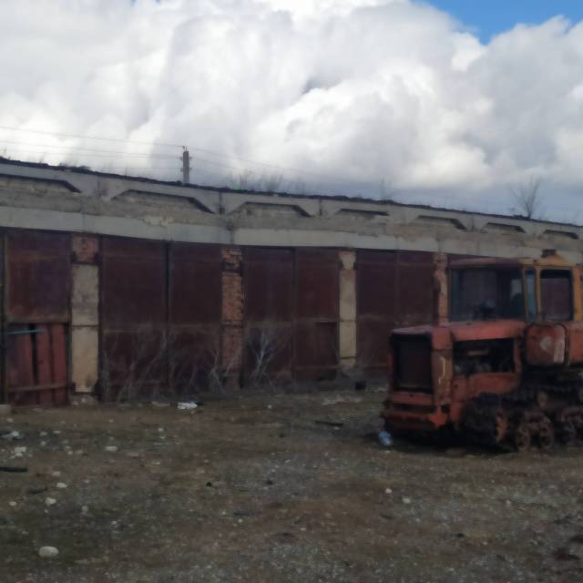 Здание гаража 510,9 кв.м и земельный участок 6161 кв.м в Калмыкии - Изображение 1