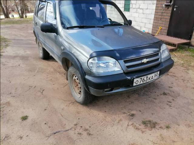 Chevrolet Niva, 2005 года, 80 лс, 300000 км, полный привод - Изображение 2