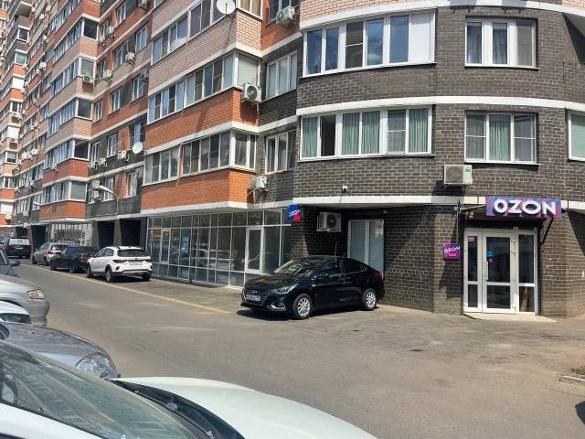 Два смежных нежилых помещения в Краснодаре 469,1 кв.м. - Изображение 3