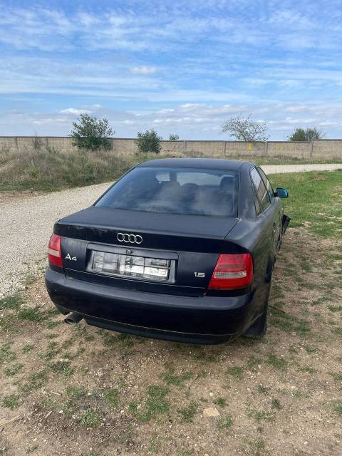 Audi A4, 1999 года, 101 лс, 330000 км - Изображение 3