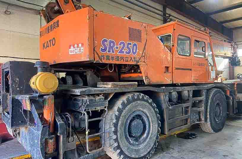 Автокран КАТО LW250M-2, 1993г. - Изображение 1
