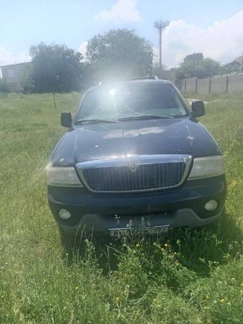 Lincoln Aviator, 2004 года, 302 лс, 206000 км, полный привод, АКПП - Изображение 1