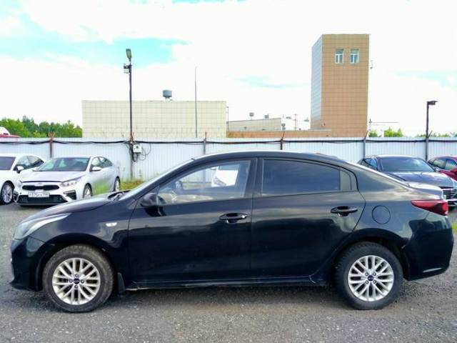 Kia Rio, 2019 года, 123 лс, 301766 км - Изображение 1
