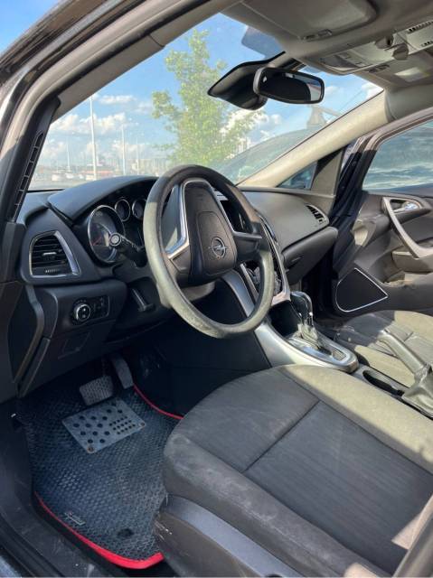 Opel Astra, 2011 года, 180 лс, АКПП - Изображение 8
