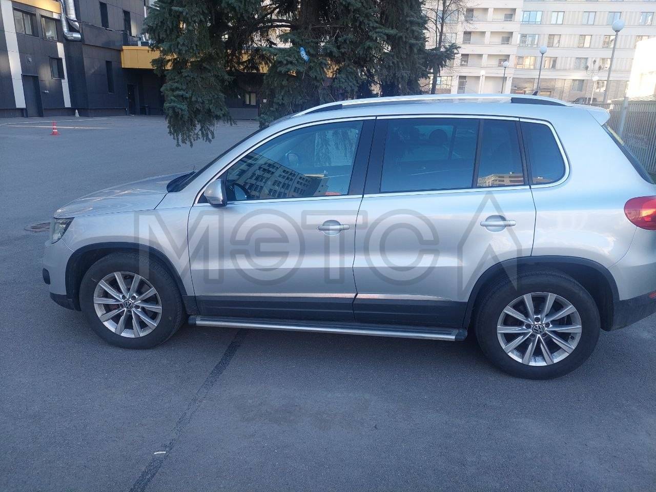 Volkswagen Tiguan, 2011 года, 150 лс, 250000 км, АКПП - Изображение 1