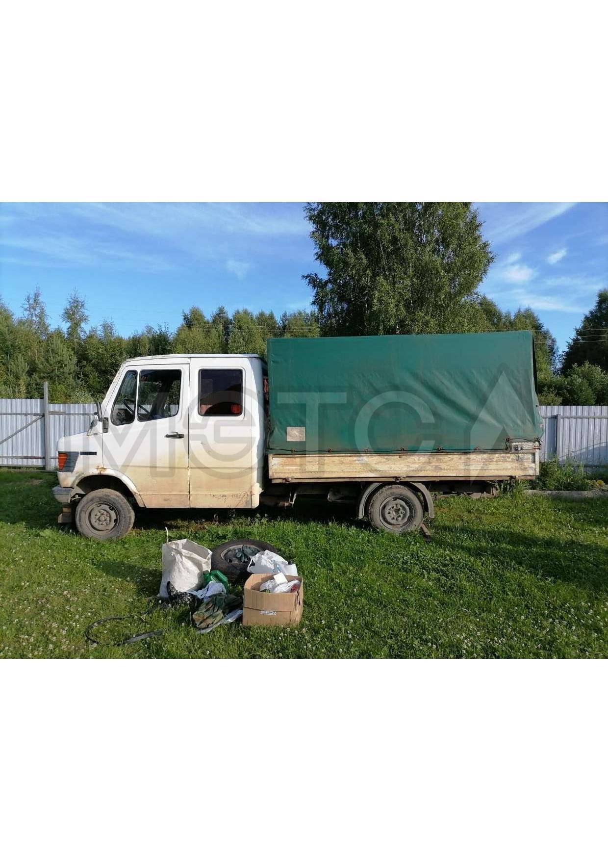 MERCEDES BENZ 208, 1994 года - Изображение 1