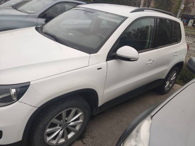 Volkswagen Tiguan, 2016 года, 122 лс, 83699 км - Изображение 4