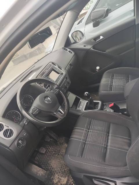 Volkswagen Tiguan, 2016 года, 122 лс, 83699 км - Изображение 9