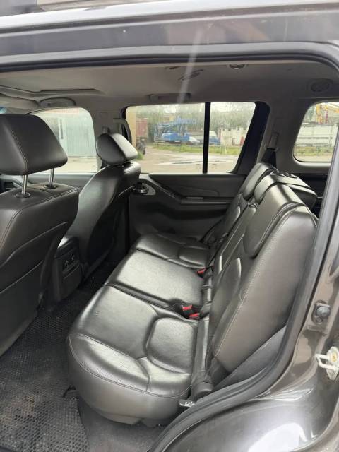 Nissan Pathfinder 3.0 D, 2011 года, 231 лс, 169 436 км, полный привод, АКПП - Изображение 17