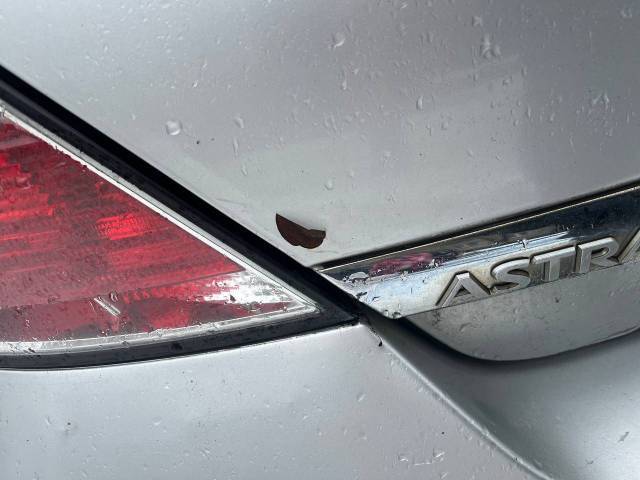 Opel Astra, 2011 года, 90 лс, 241113 км - Изображение 7