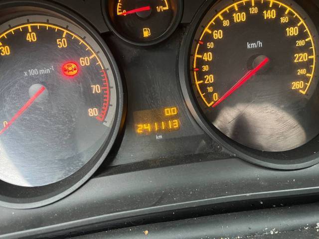 Opel Astra, 2011 года, 90 лс, 241113 км - Изображение 15