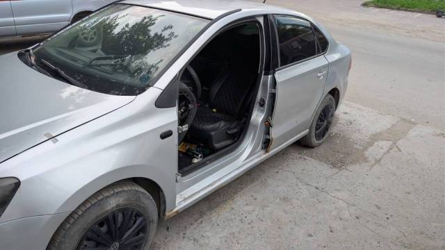 Volkswagen Polo, 2013 года, 105 лс, АКПП - Изображение 3